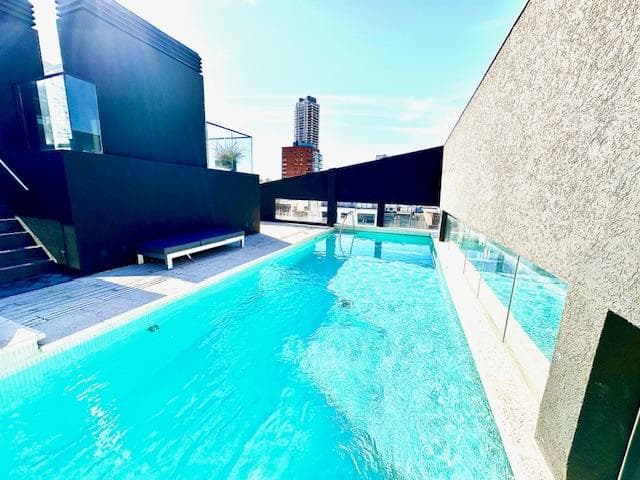 SHORT-TERM RENTAL: 2-ROOM APARTMENT WITH BALCONY AND GARAGE IN PALERMO