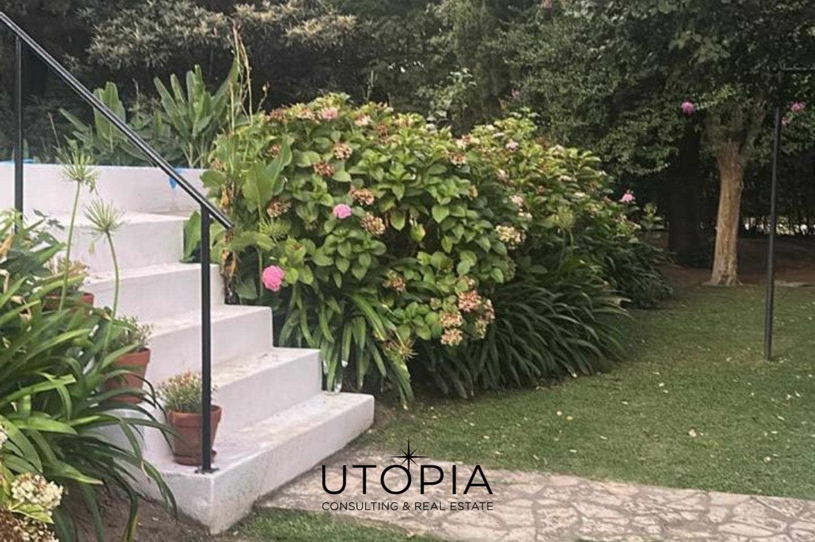 4-ROOM COUNTRY HOUSE FOR SALE IN EZEIZA