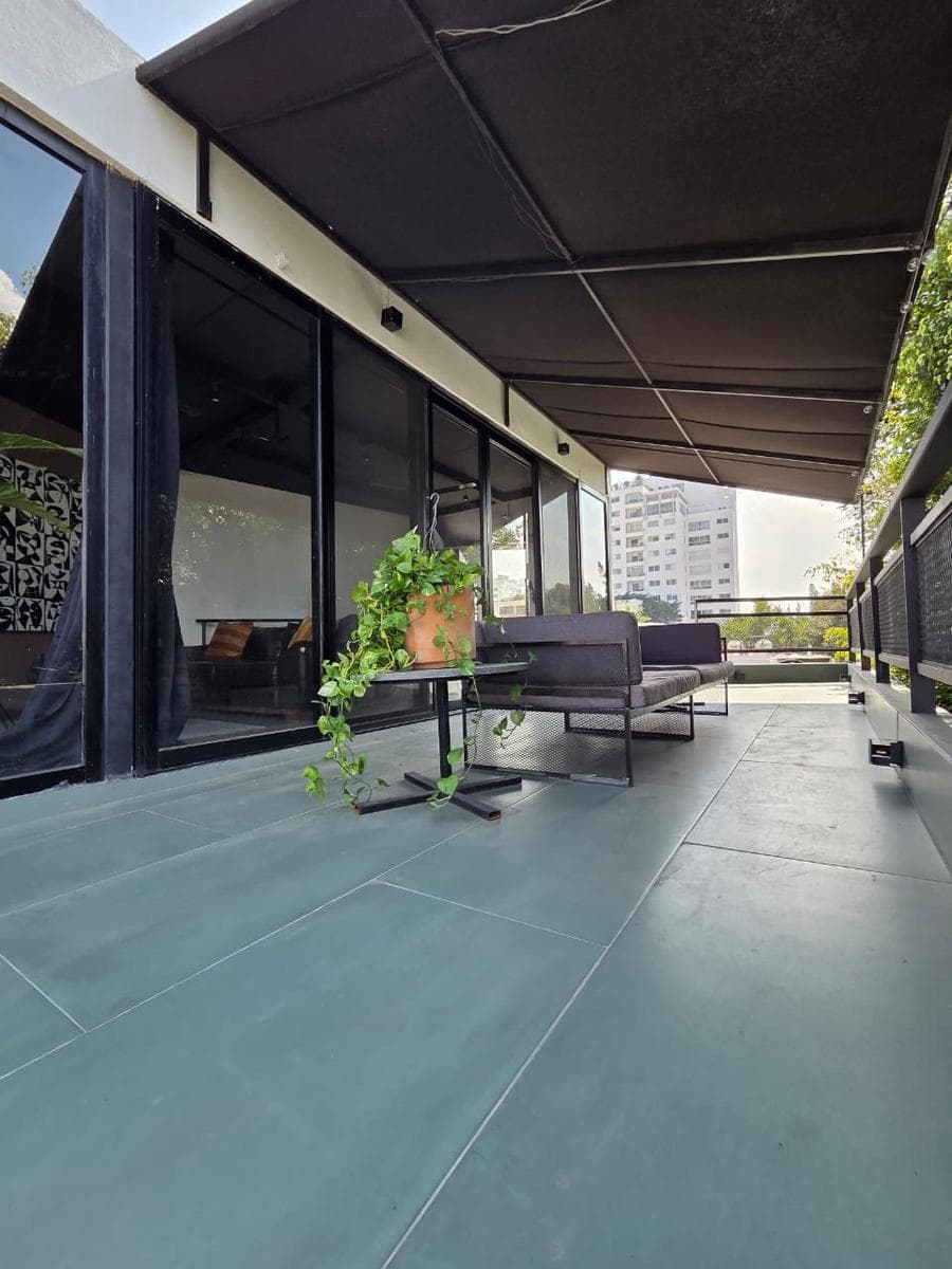 3-Level Penthouse for Sale with the Option of 2 Apartments | Ideal for Airbnb | Providencia