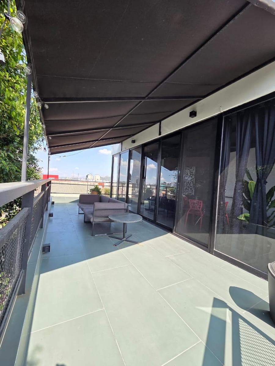 3-Level Penthouse for Sale with the Option of 2 Apartments | Ideal for Airbnb | Providencia
