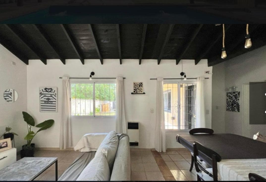 House in Presidente Derqui, Pilar