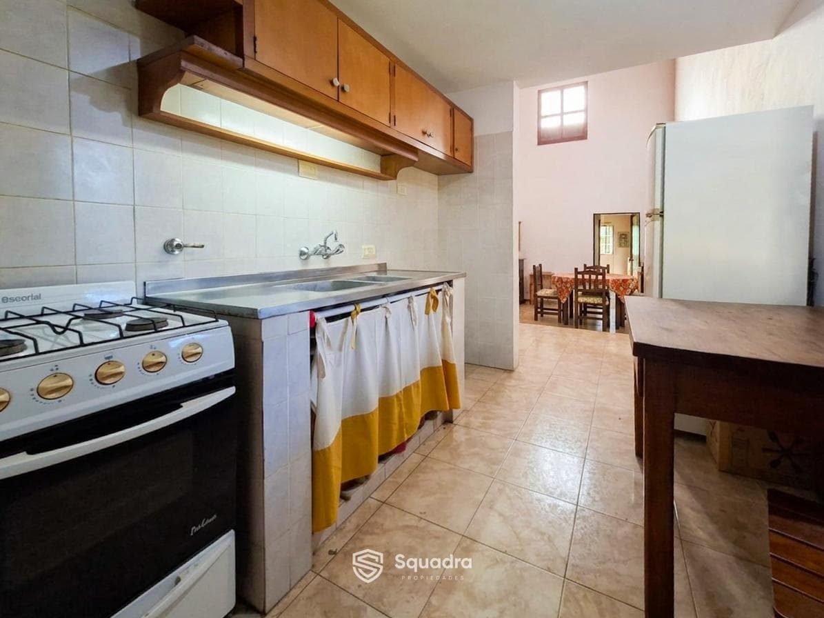 FOR SALE | TRADE - 2-bedroom house with a multipurpose room and a yard - Oliveros.