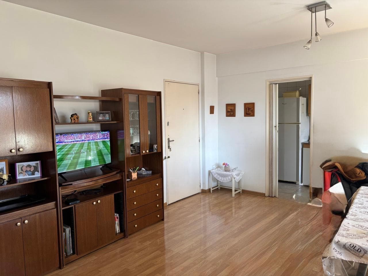 3-room apartment with a balcony in Vélez Sarsfield, with amenities.