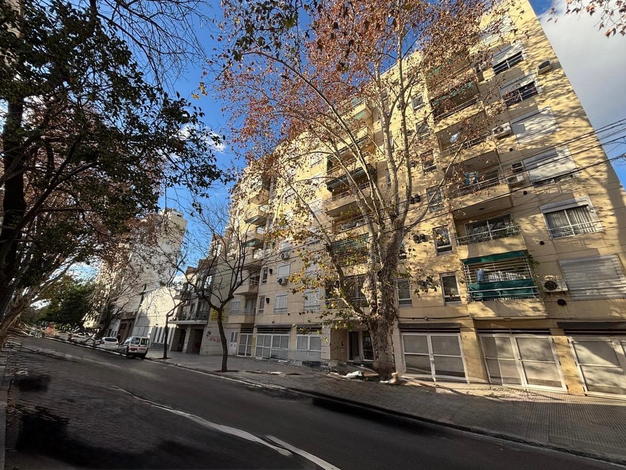 3-room apartment with a balcony in Vélez Sarsfield, with amenities.