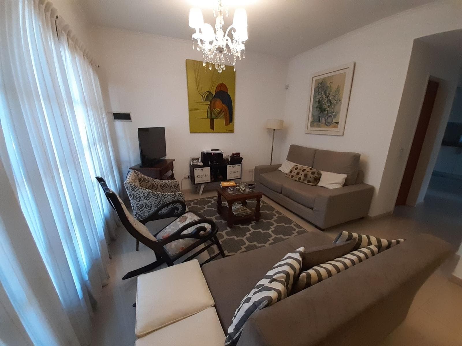 3-BEDROOM HOUSE FOR SALE WITH GARAGE AND TERRACE IN CENTRAL WEST QUILMES