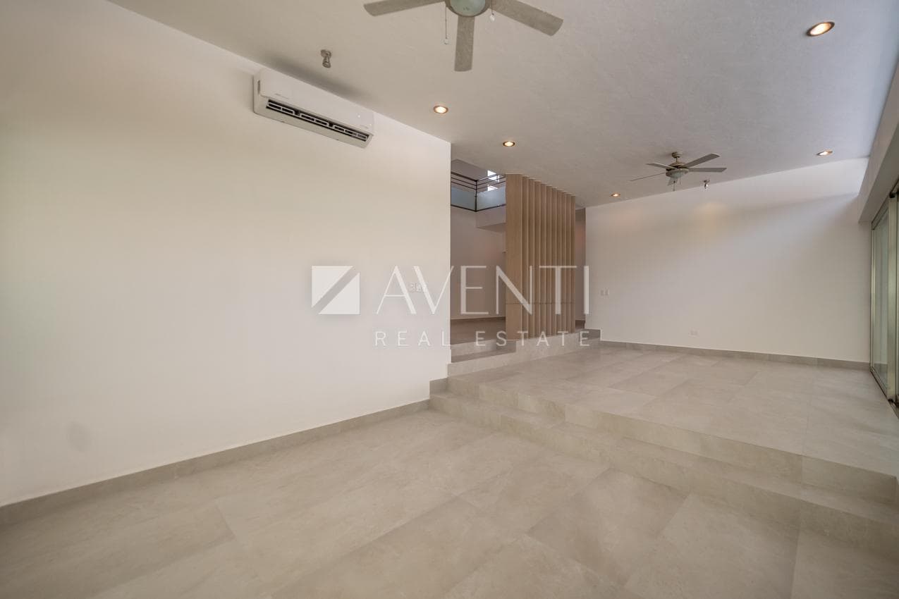 House for Sale, Villa Magna, Downtown Cancún, Cancún