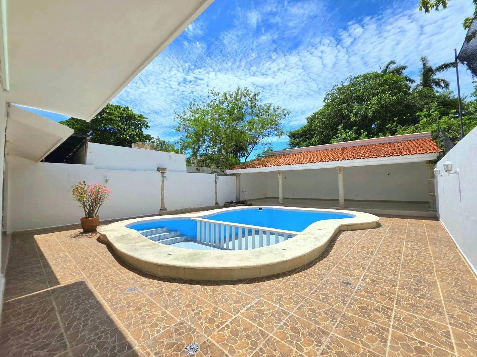 HOUSE FOR SALE IN CONKAL