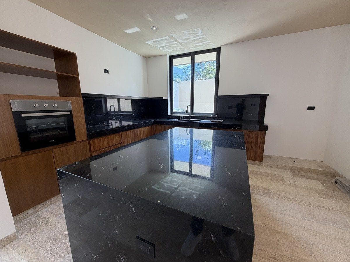 House for Sale in a Private Residential Community in the Yucatán Country Club Area, Mérida, Yucatán