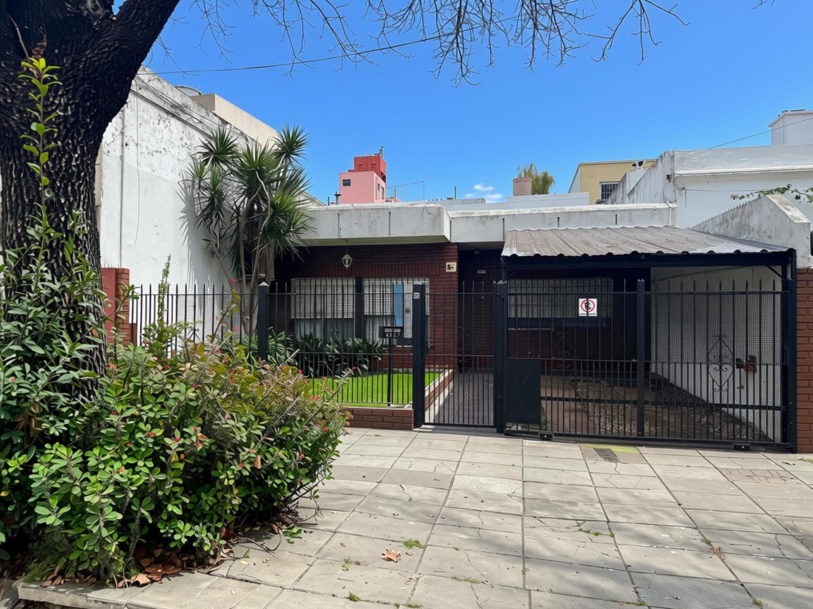 3-Room House for Sale in Saavedra
