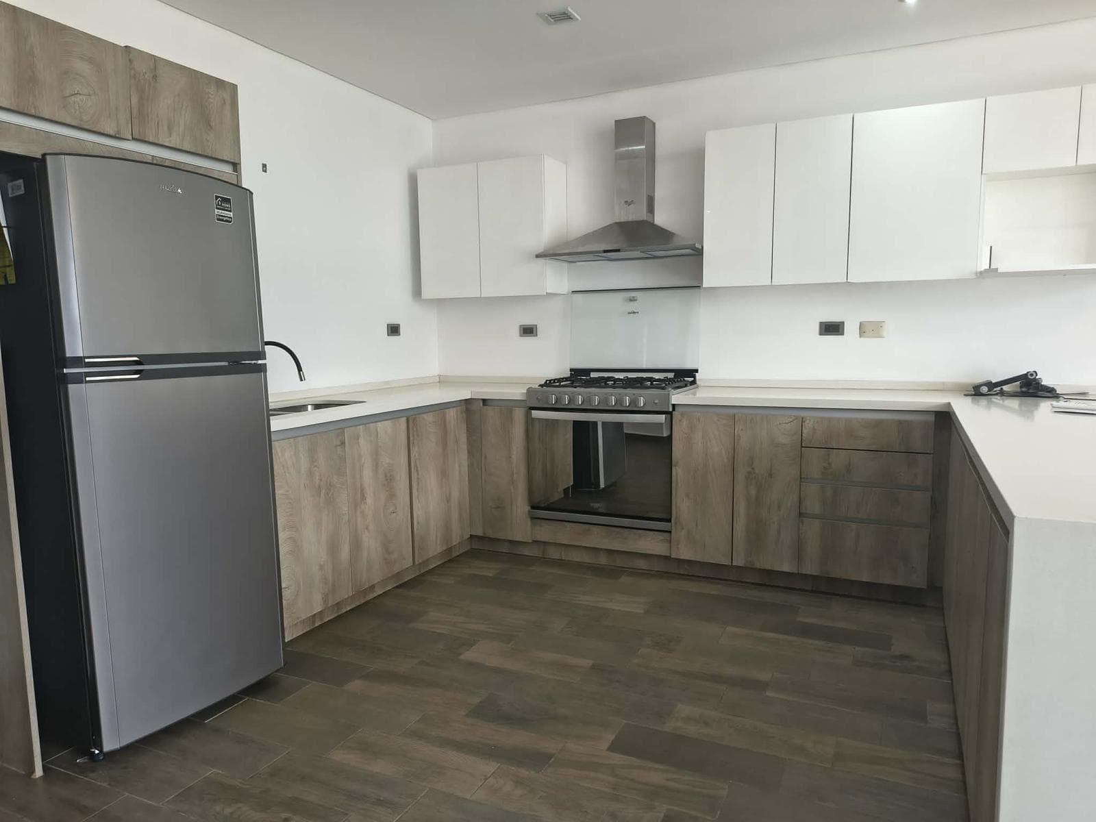 APARTMENT FOR RENT IN TORRE PARC - SANTA MARIA / SAN JERONIMO