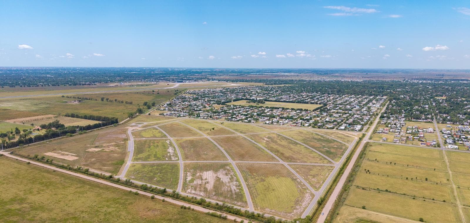 Sale/Financing/Trade-In: Lot in the Vida Green Neighborhood, Funes