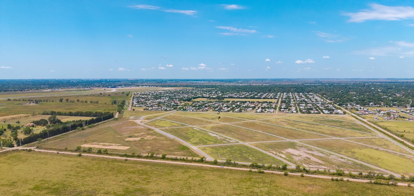 Sale/Financing/Trade-In: Lot in the Vida Green Neighborhood, Funes