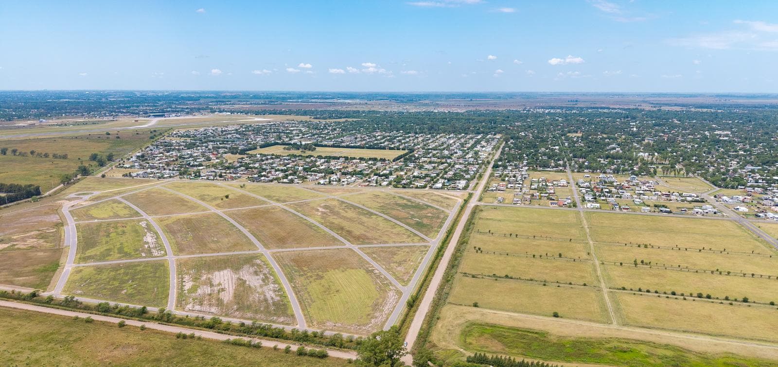 Sale/Financing/Trade-In: Lot in the Vida Green Neighborhood, Funes