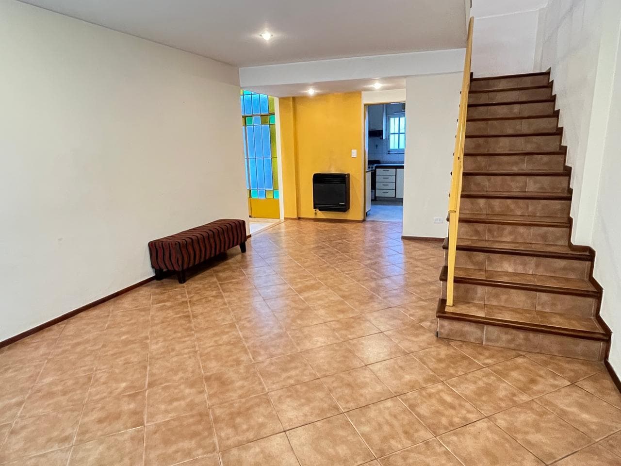4-Room Duplex for Sale - Monte Castro - Patio with Hot Tub - No Maintenance Fees - Eligible for Financing