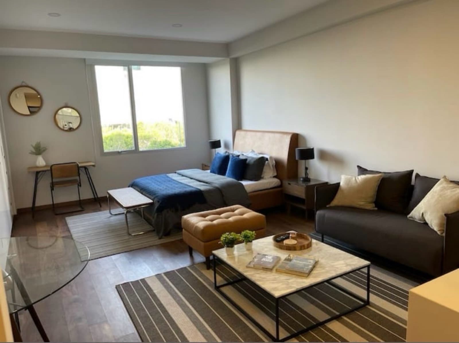 Rent a Santa Fe City Blue loft-style apartment across from Ibero—furnished, fully equipped, with amenities