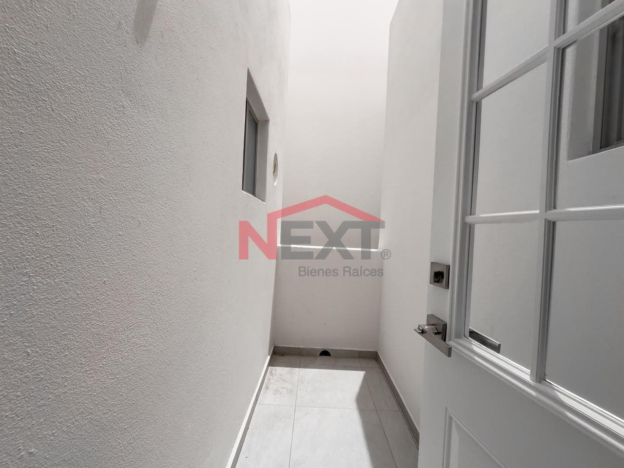 HOUSE FOR SALE IN LA MIRADA RESIDENCIAL