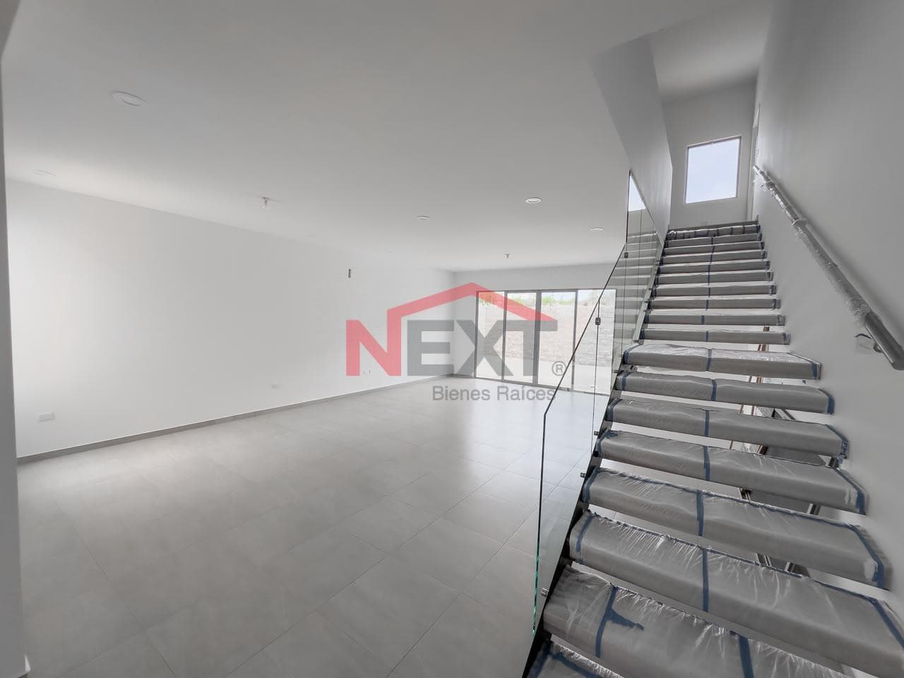 NEW HOME FOR SALE IN LA MIRADA