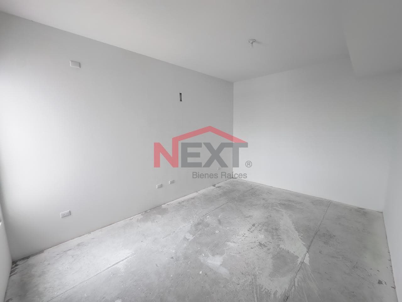 NEW HOME FOR SALE IN LA MIRADA