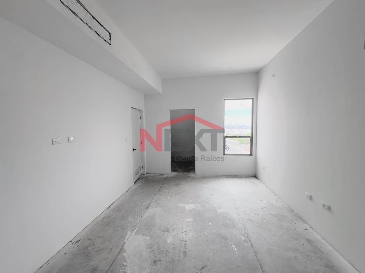 NEW HOME FOR SALE IN LA MIRADA