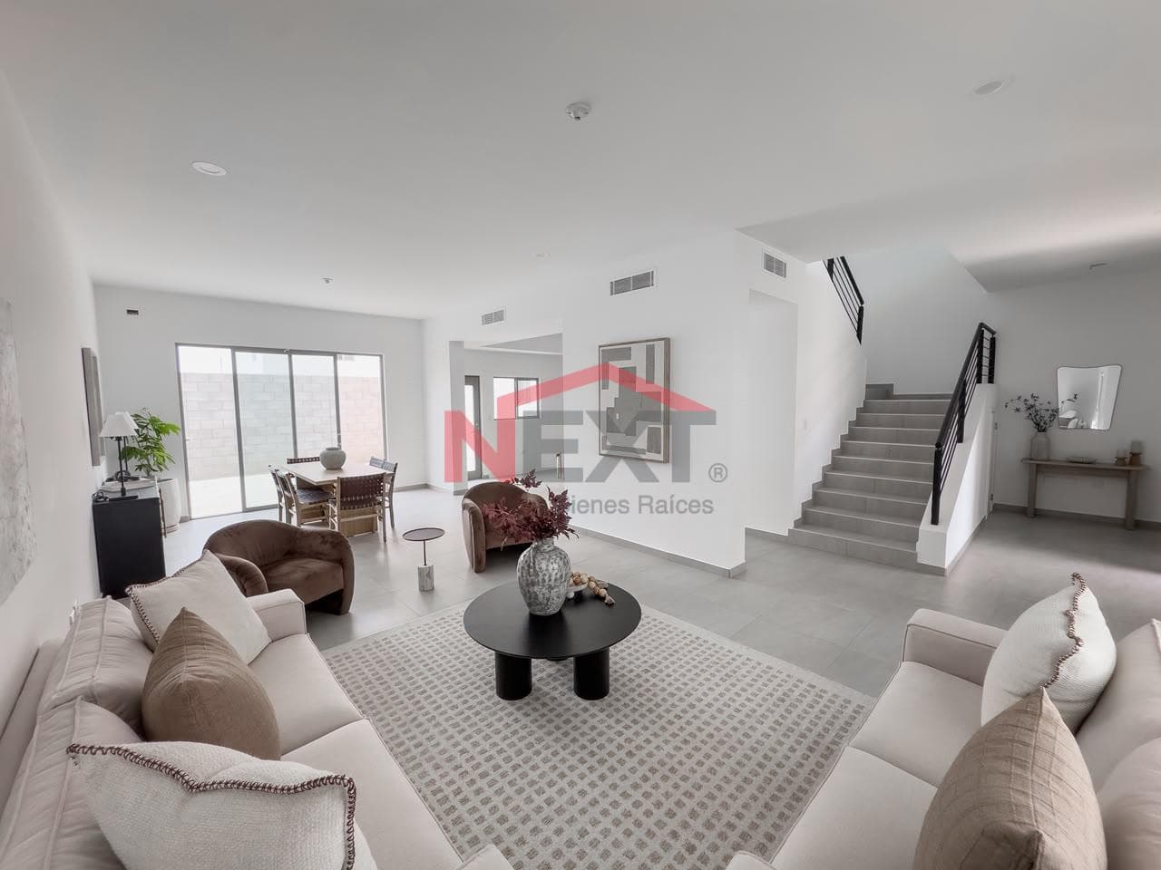 HOUSE FOR SALE IN LA MIRADA RESIDENCIAL