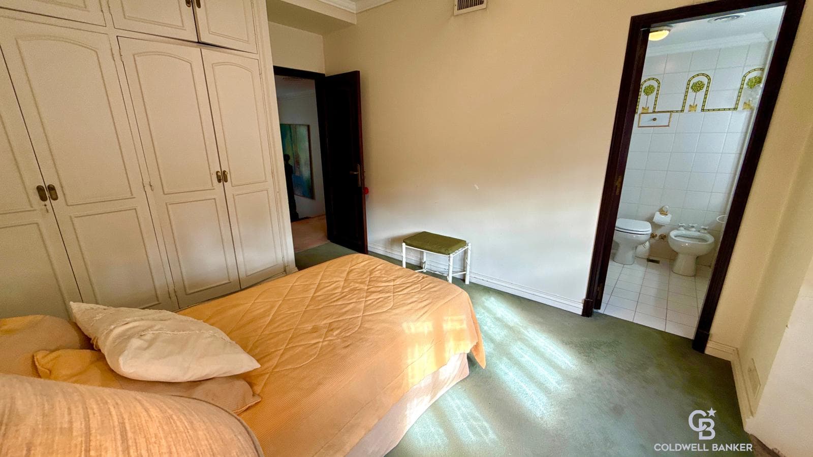 English-Style House for Sale in Belgrano.R