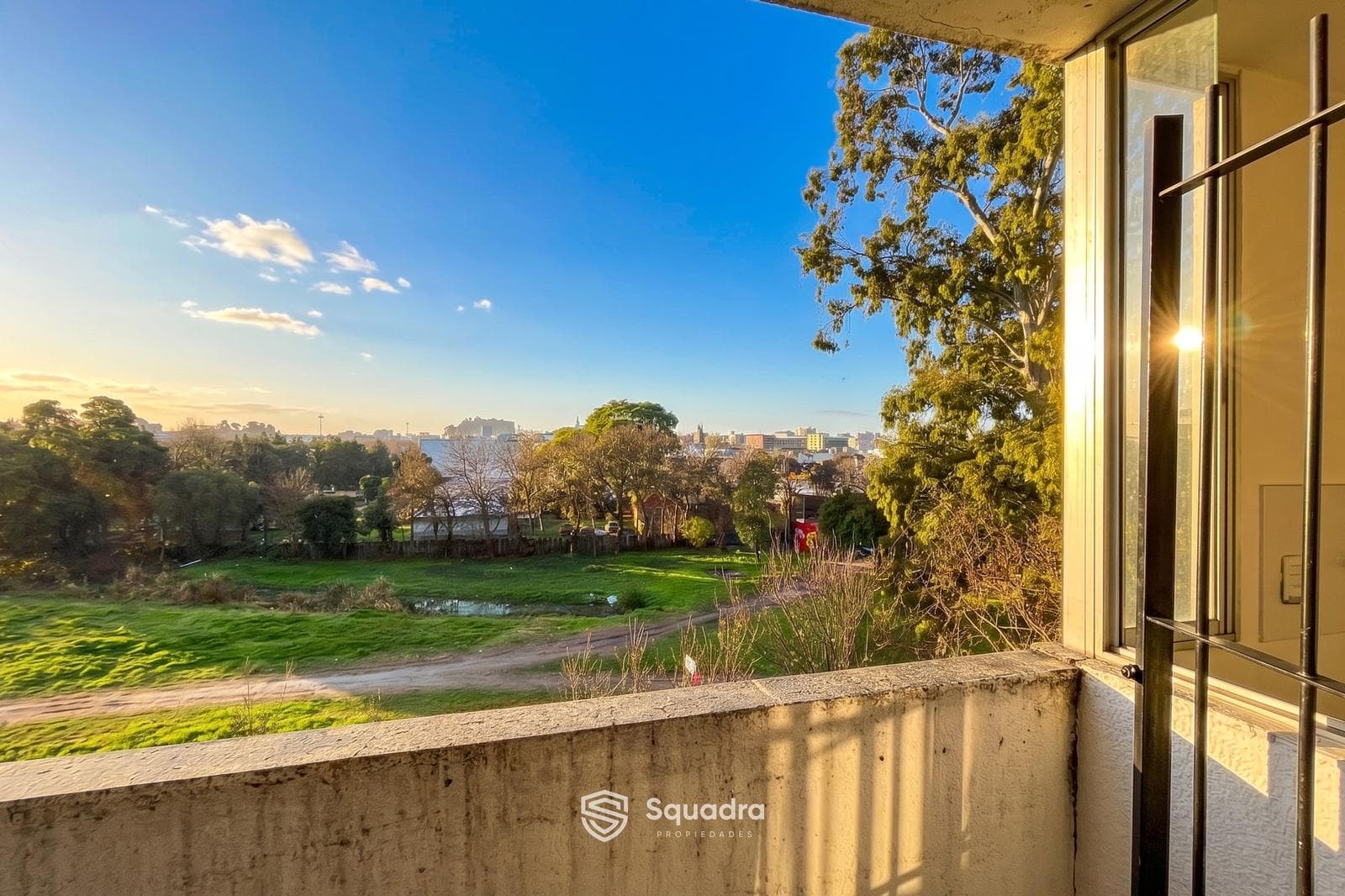 FOR SALE | TRADE - 2-bedroom apartment with a balcony, Villa Gobernador Galvez, Santa Fe.