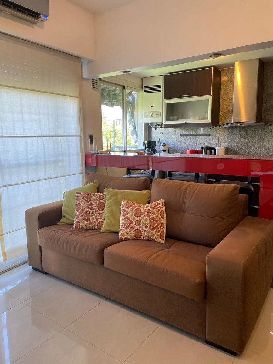 3-room apartment for sale with a balcony, in excellent condition, at Balcón Rodríguez Peña 1051