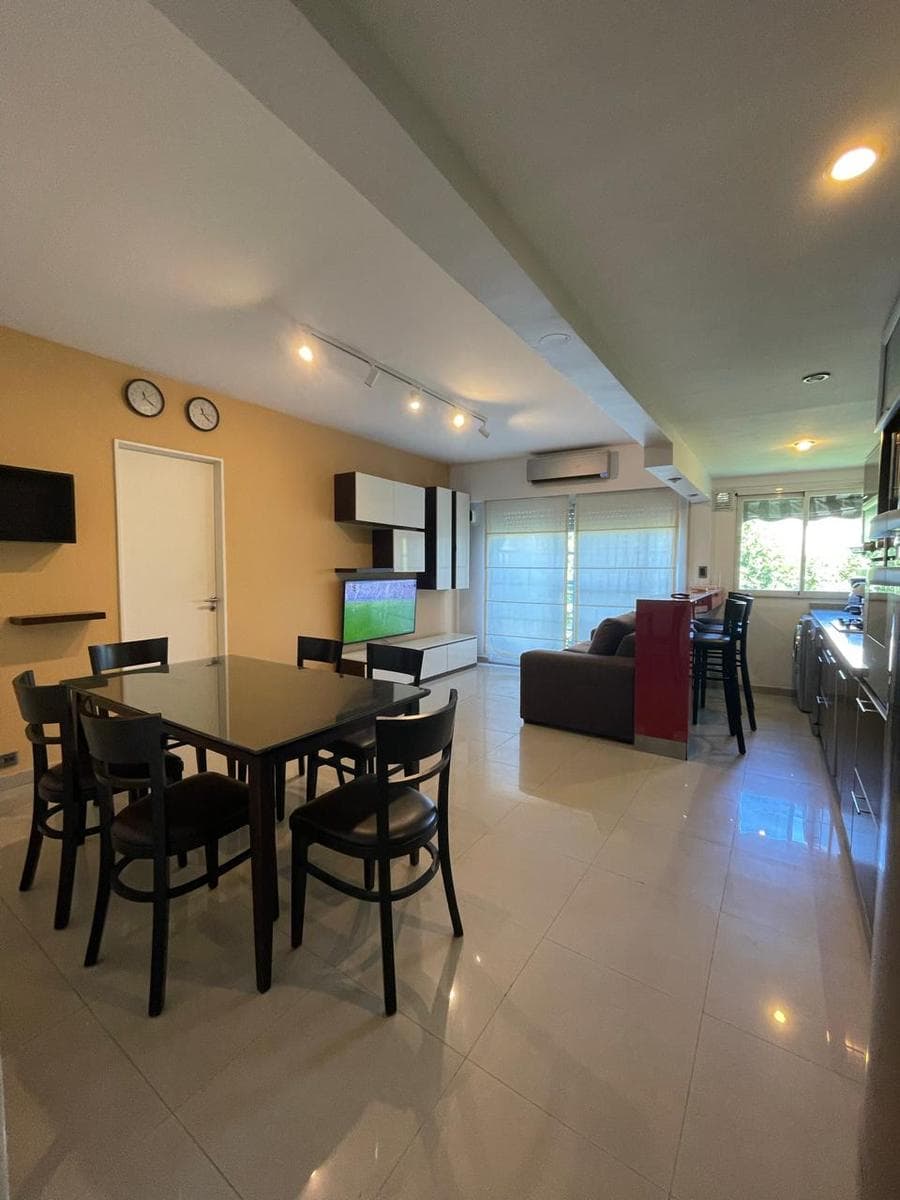 3-room apartment for sale with a balcony, in excellent condition, at Balcón Rodríguez Peña 1051
