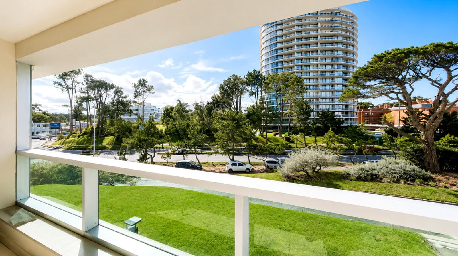 3-Bedroom Apartment for Sale in Roosevelt