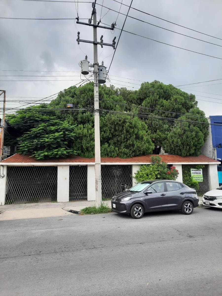 HOUSE FOR SALE, IDEAL FOR INVESTORS, IN THE LINDA VISTA NEIGHBORHOOD IN CUADALUPE