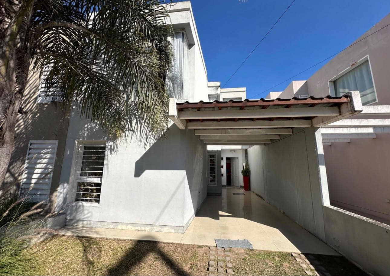 House in Los Boulevares