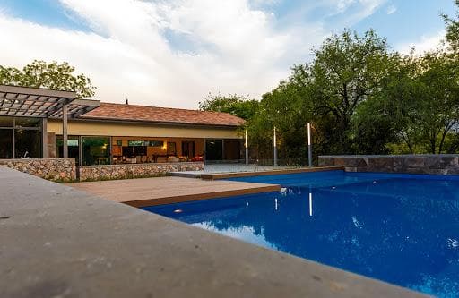 FOR SALE: House in the SIENNA RESIDENCIAL Subdivision on the MONTERREY National Highway | 4 Bedrooms