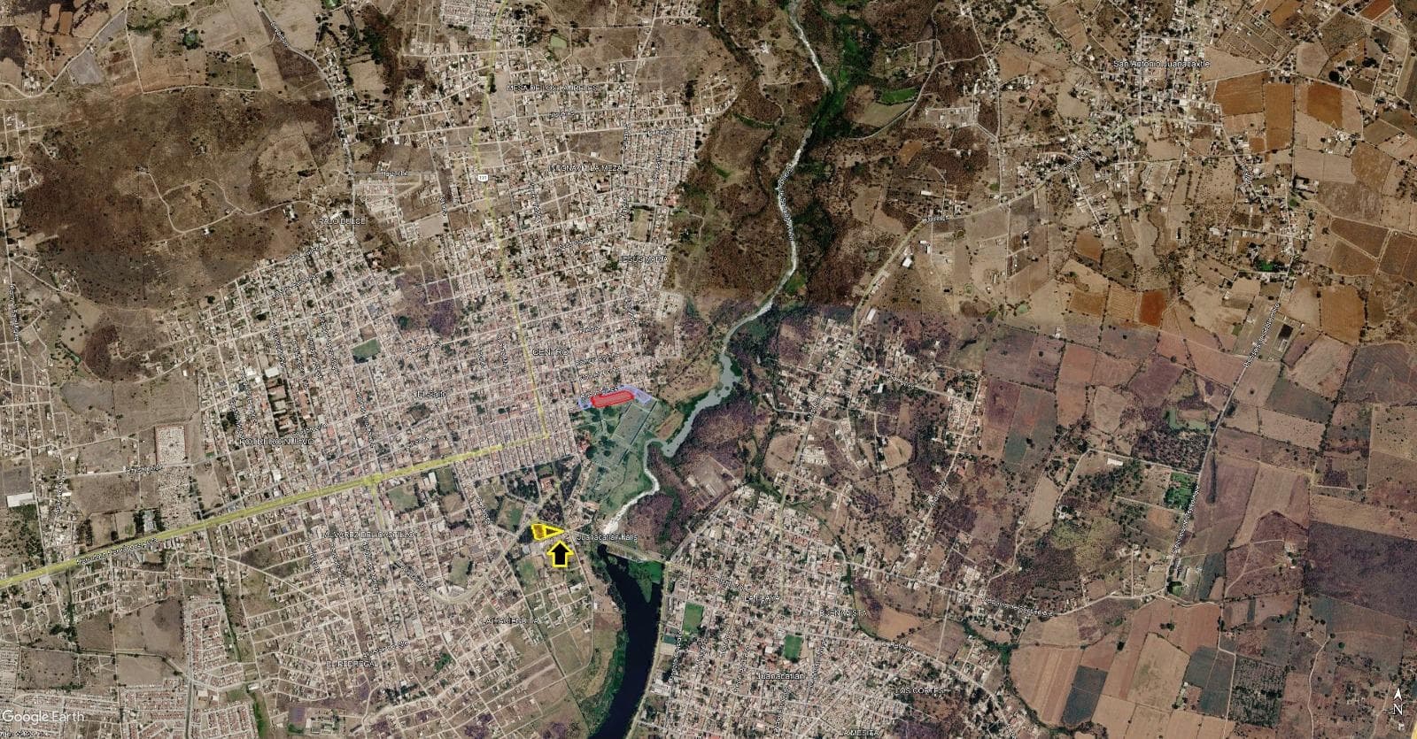 Land in El Salto