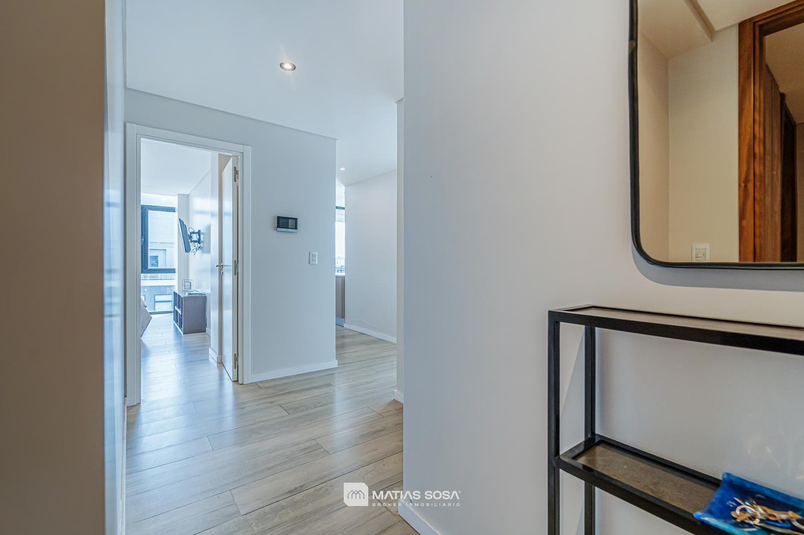 For Sale - Apartment - 3 Rooms - Terrace, Garage, and Storage Room - Chauvín - Category