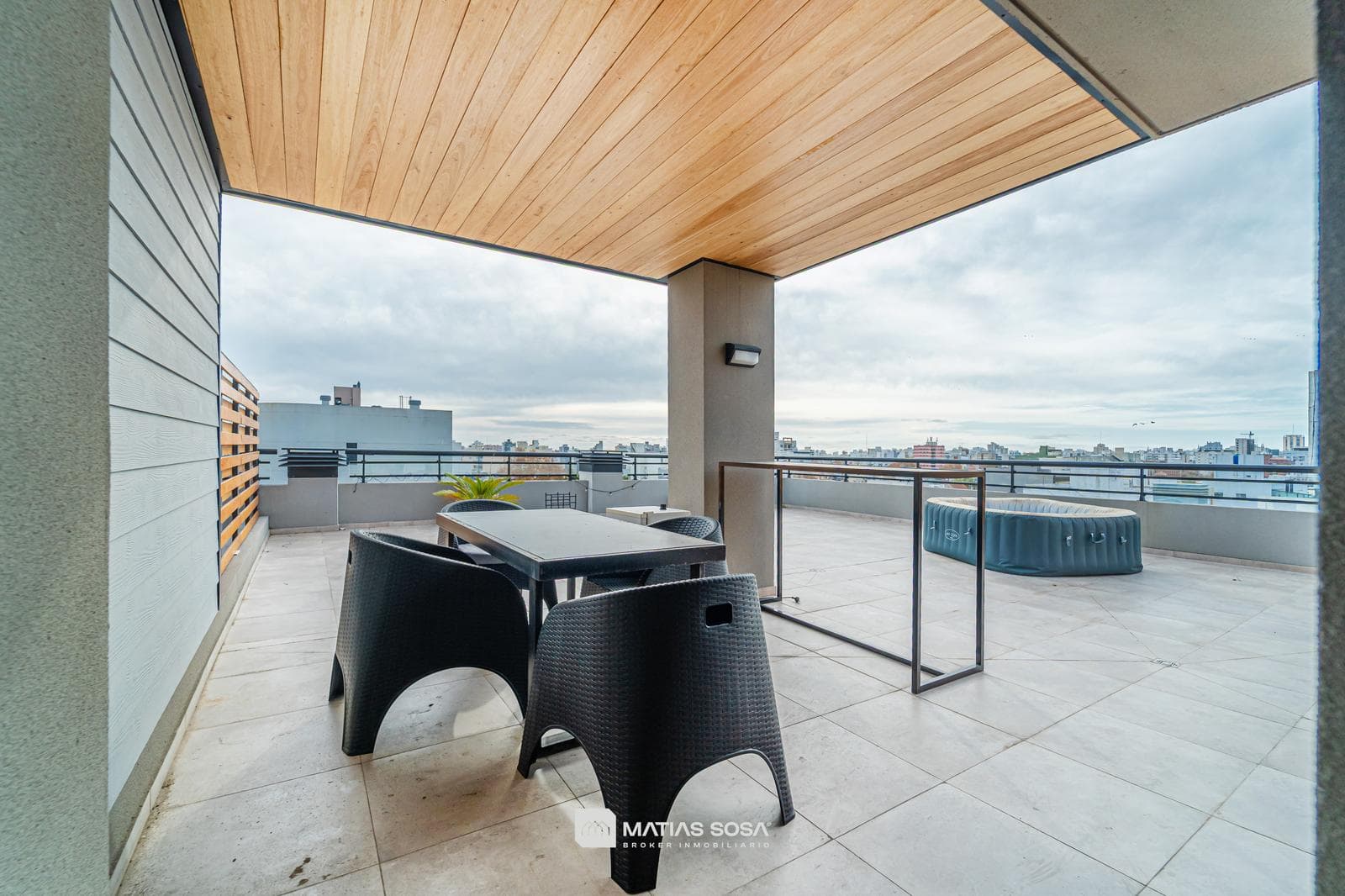 For Sale - Apartment - 3 Rooms - Terrace, Garage, and Storage Room - Chauvín - Category