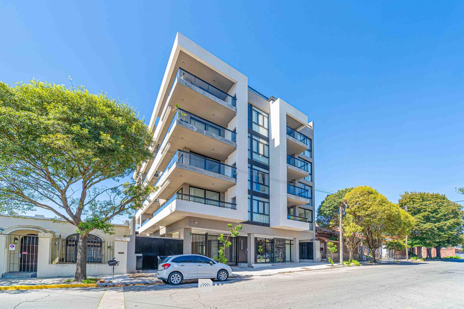 For Sale - Apartment - 3 Rooms - Terrace, Garage, and Storage Room - Chauvín - Category