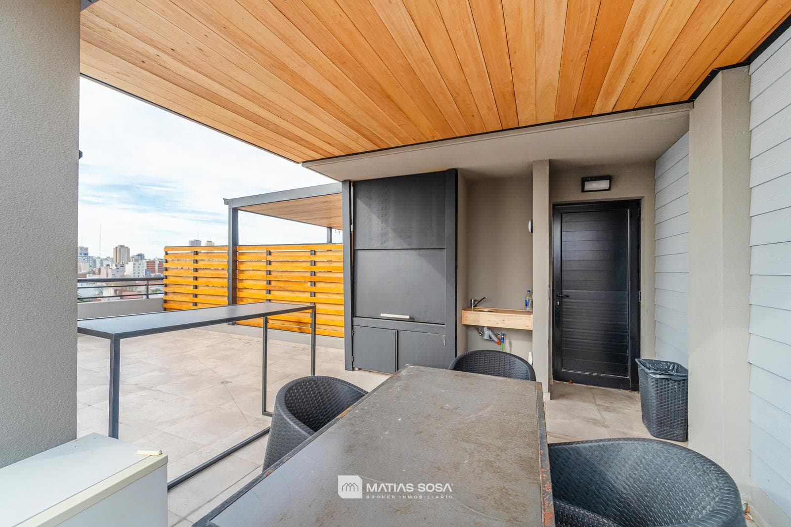 For Sale - Apartment - 3 Rooms - Terrace, Garage, and Storage Room - Chauvín - Category