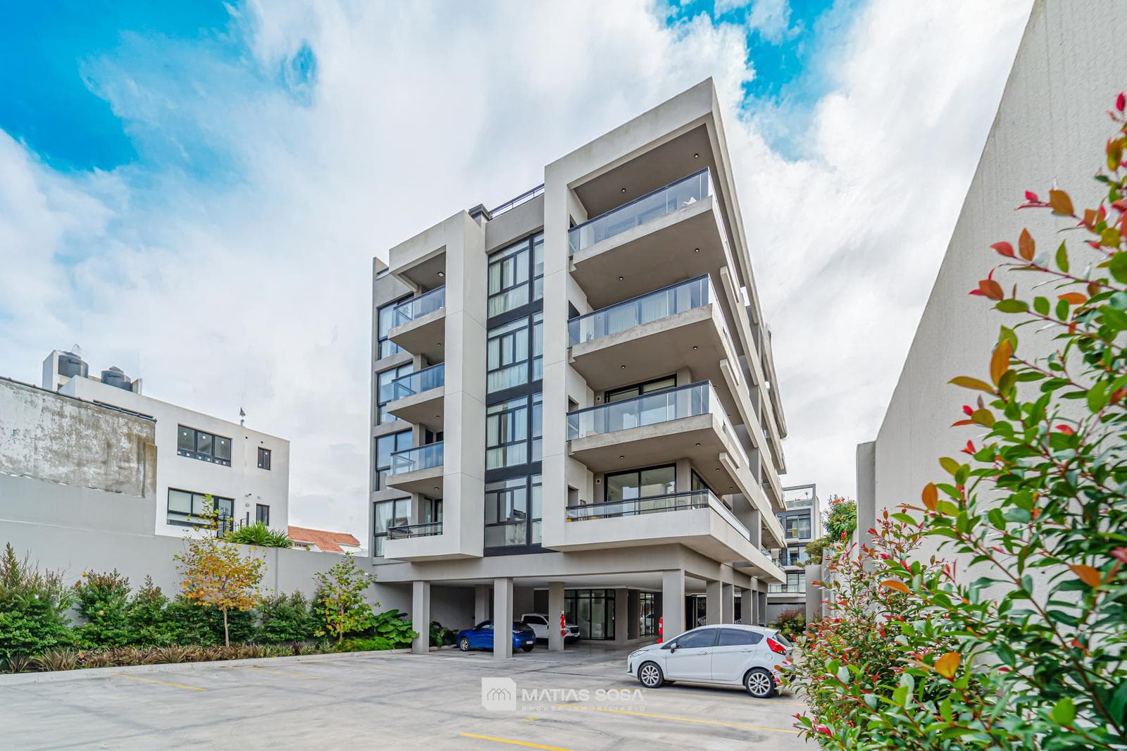 For Sale - Apartment - 3 Rooms - Terrace, Garage, and Storage Room - Chauvín - Category