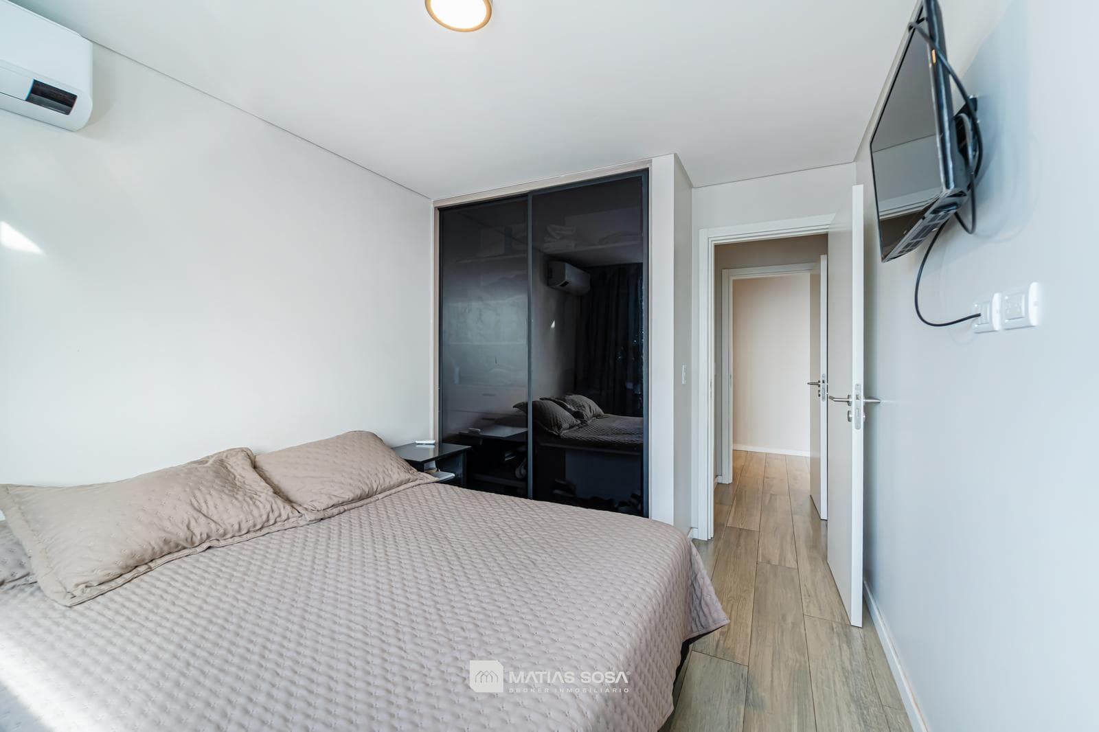 For Sale - Apartment - 3 Rooms - Terrace, Garage, and Storage Room - Chauvín - Category