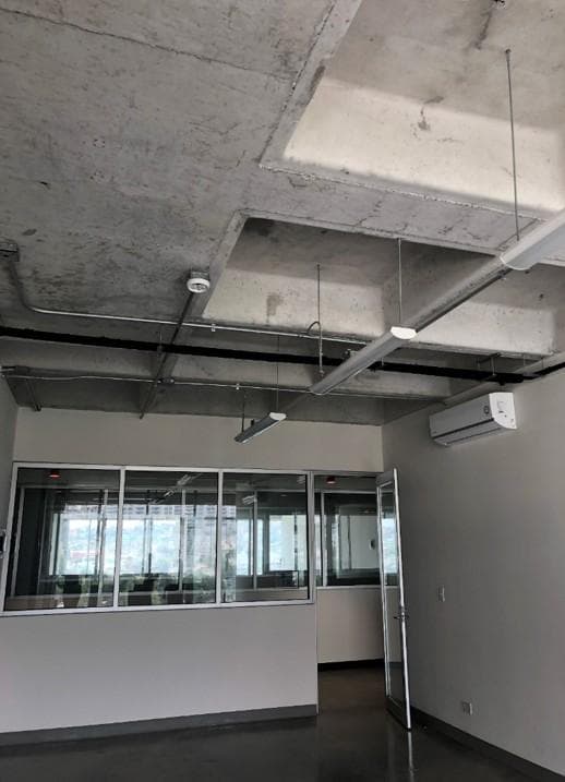 FOR RENT: 40 m² Office Space in TORRE CIBELES - Southern MONTERREY, Nuevo León. | WITH TERRACE