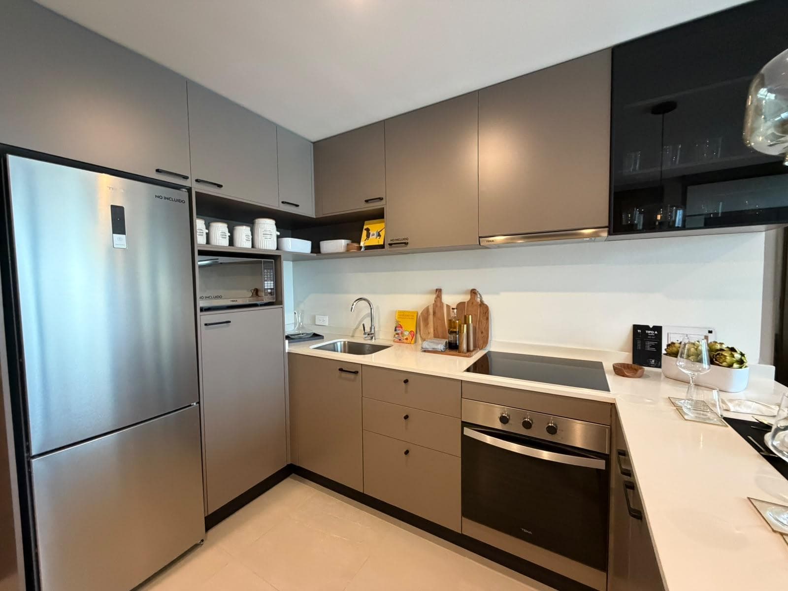 Apartment for Sale on Gonzalitos and Morones Prieto