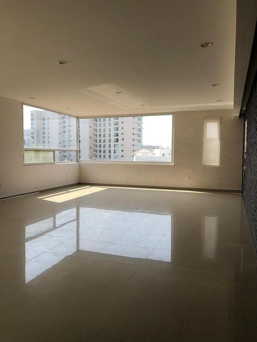 House for Sale, Lomas Verdes 6th Section, 3 Bedrooms