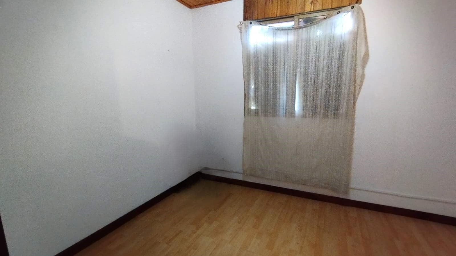 5-ROOM HOUSE NEAR SAN MIGUEL PARK—ELIGIBLE FOR A LOAN