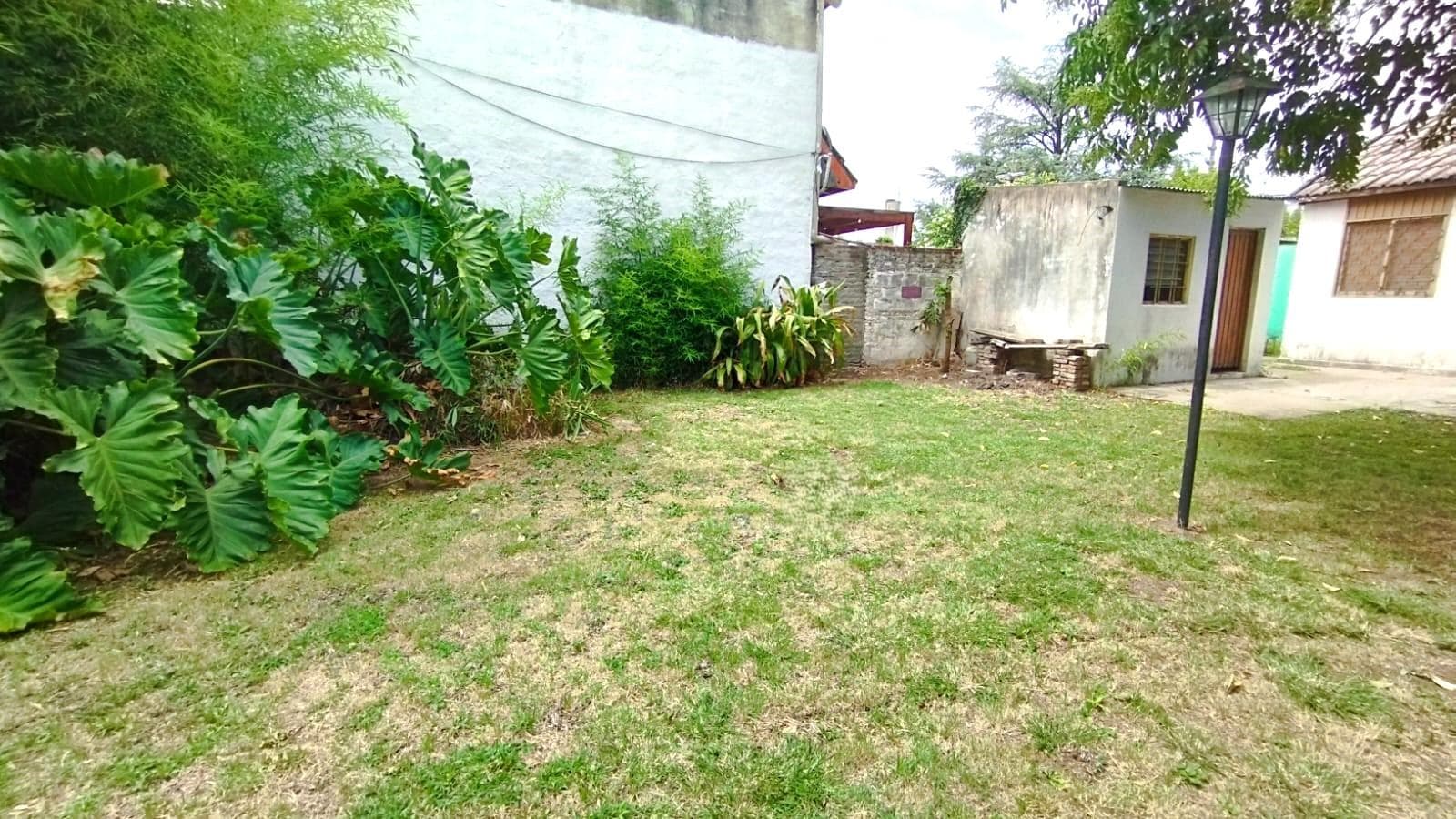 5-ROOM HOUSE NEAR SAN MIGUEL PARK—ELIGIBLE FOR A LOAN