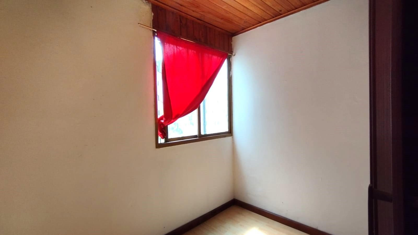 5-ROOM HOUSE NEAR SAN MIGUEL PARK—ELIGIBLE FOR A LOAN