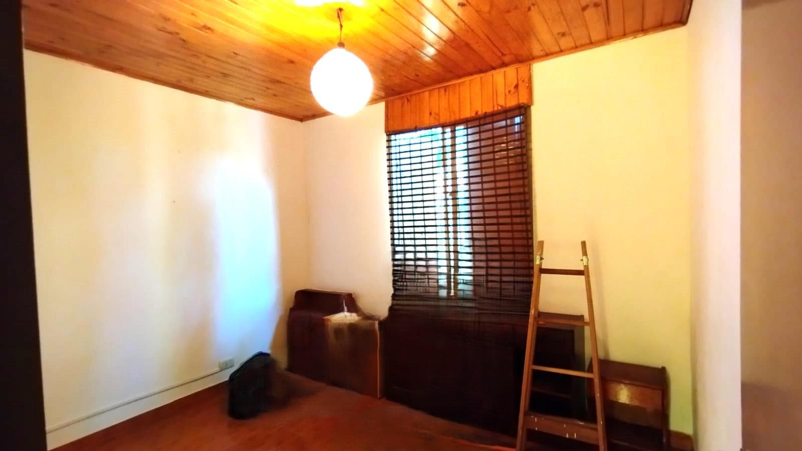 5-ROOM HOUSE NEAR SAN MIGUEL PARK—ELIGIBLE FOR A LOAN