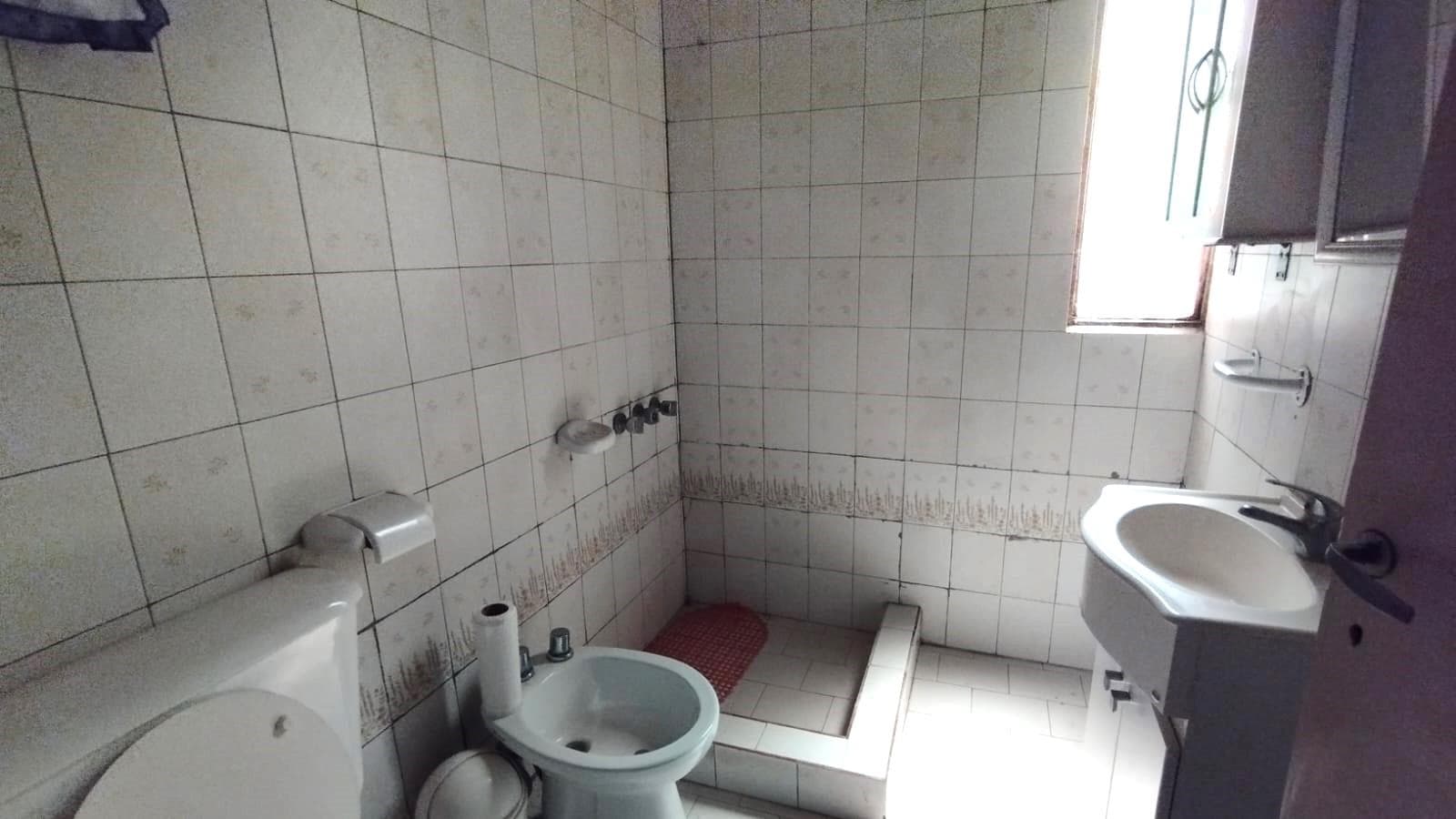 5-ROOM HOUSE NEAR SAN MIGUEL PARK—ELIGIBLE FOR A LOAN