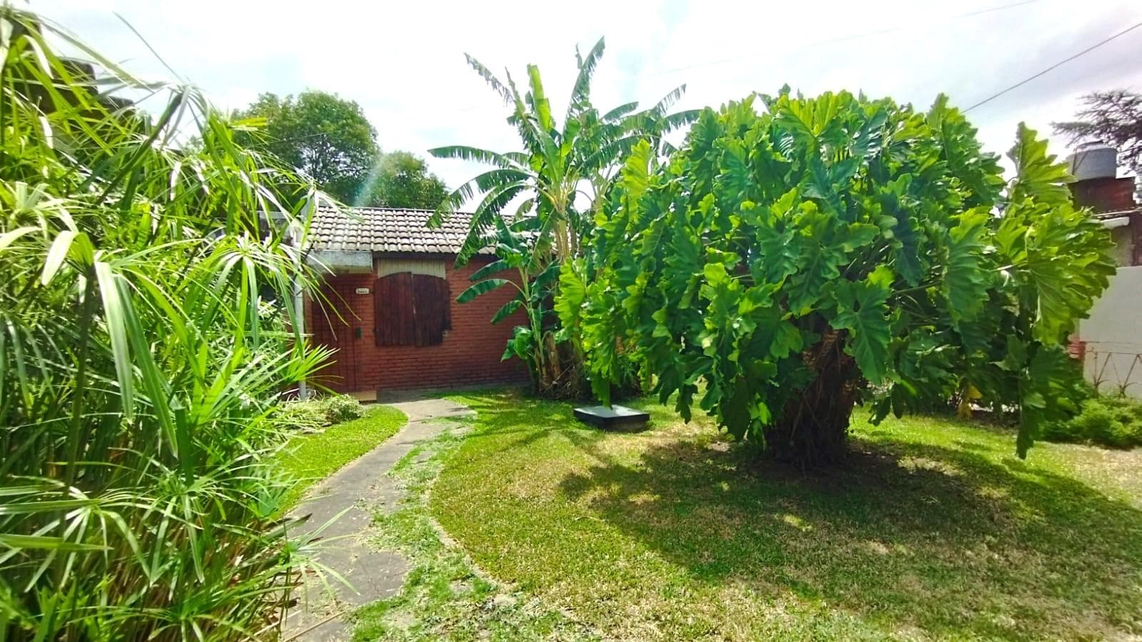 5-ROOM HOUSE NEAR SAN MIGUEL PARK—ELIGIBLE FOR A LOAN