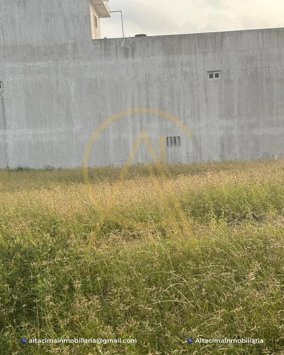 Lot in the Fundadores Subdivision
