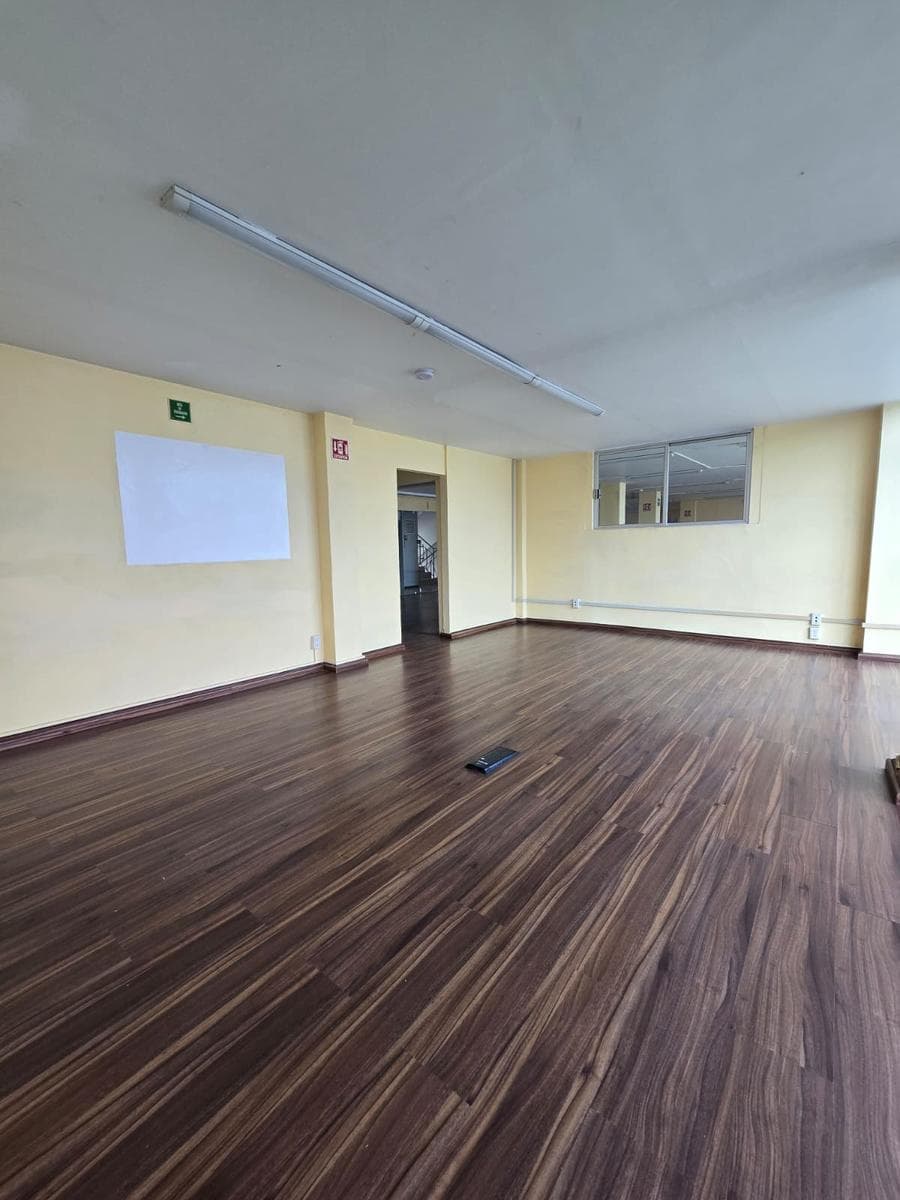 Warehouse for Rent in Santa María Insurgentes